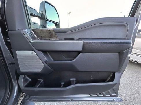 Used 2024 Ford F350 Lariat w/ Lariat Ultimate Package image 42