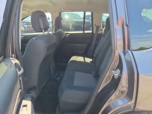 Used 2017 Jeep Compass Sport w/ Power Value Group image 11