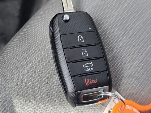 Used 2015 Kia Forte Koup EX FWD image 31