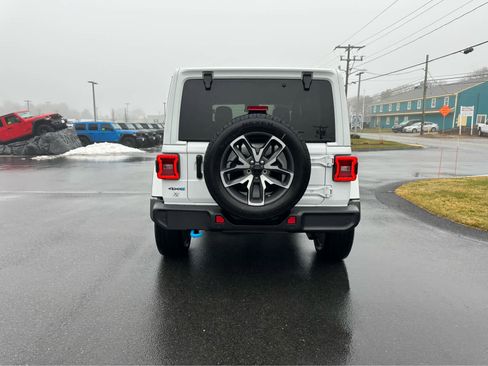 Used 2024 Jeep Wrangler Sport S w/ Convenience Group image 6