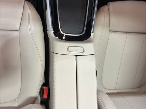 New 2026 Mercedes-Benz GLB 250 4MATIC image 17