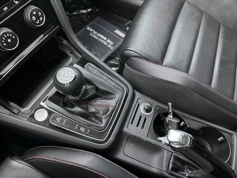 Used 2016 Volkswagen GTI SE w/ Lighting Package (SEL) image 17