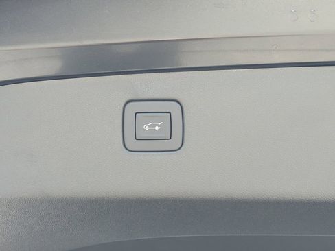New 2026 Buick Envista Sport Touring w/ Convenience I Package FWD image 19