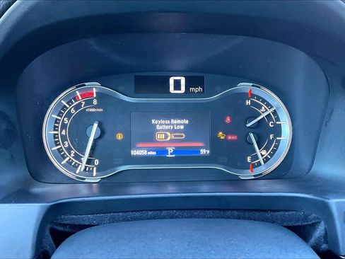 Used 2016 Honda Pilot Touring image 25