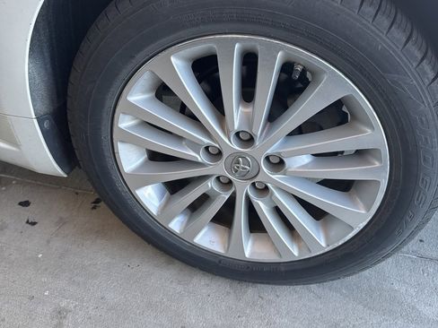 Used 2013 Toyota Avalon XLE Touring image 15