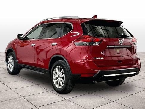 Used 2017 Nissan Rogue SV AWD/4WD image 10
