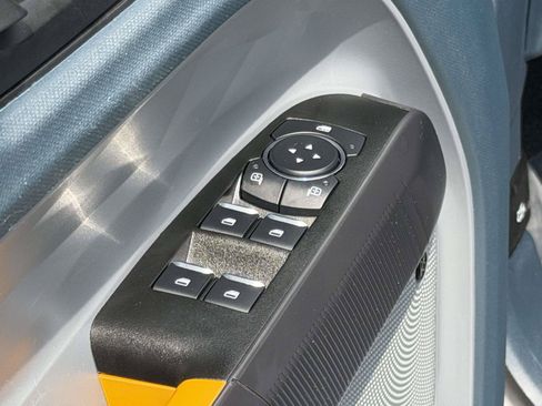 Used 2025 Ford Maverick Tremor AWD/4WD image 19