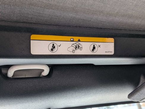 Used 2018 Jeep Wrangler Sport image 29