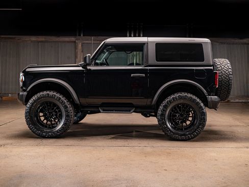 Used 2023 Ford Bronco Badlands w/ Sasquatch Package AWD/4WD image 6