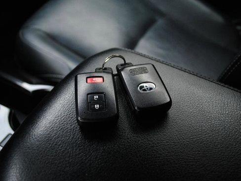 Used 2020 Toyota 4Runner Nightshade image 24