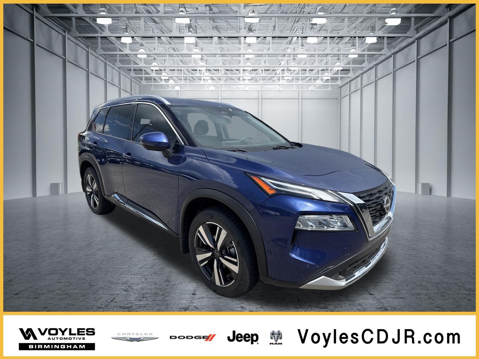 Used 2023 Nissan Rogue Platinum FWD image 1