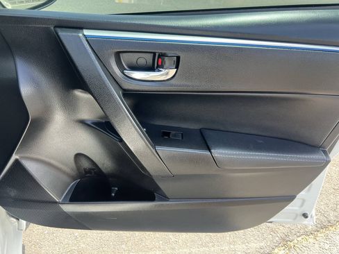 Used 2016 Toyota Corolla S FWD image 11