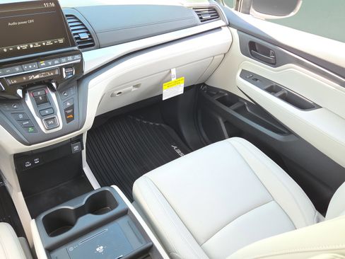 New 2026 Honda Odyssey EX-L image 15