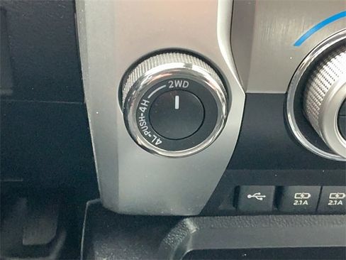 Used 2021 Toyota Tundra Limited w/ Limited Premium Package image 23