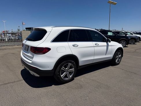 Used 2022 Mercedes-Benz GLC 300 image 6