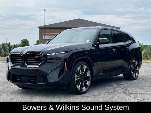 Certified 2023 BMW XM AWD/4WD image 3