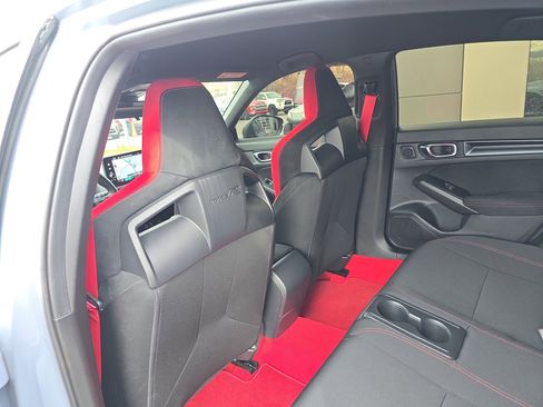 Used 2025 Honda Civic Type R image 17