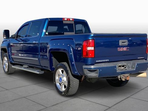 Used 2016 GMC Sierra 2500 Denali w/ Duramax Plus Package image 11