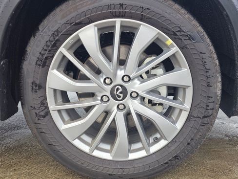 New 2025 INFINITI QX50 Pure image 9