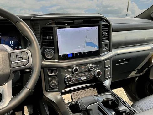 Used 2025 Ford F150 Lariat w/ Equipment Group 502A High AWD/4WD image 12