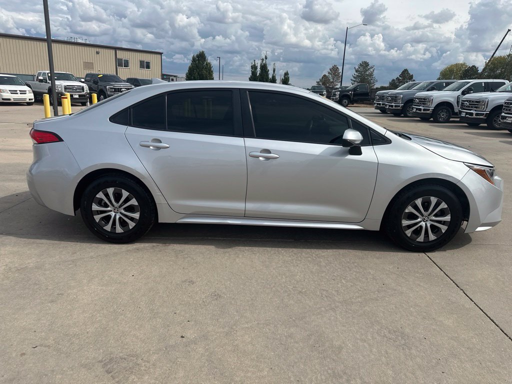 Used 2022 Toyota Corolla LE FWD image 35