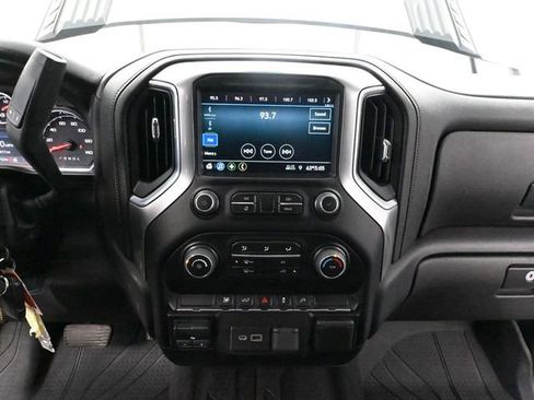 Used 2023 Chevrolet Silverado 2500 LT image 35