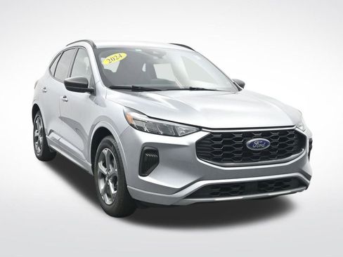 Used 2024 Ford Escape ST-Line w/ Cold Weather Package image 3