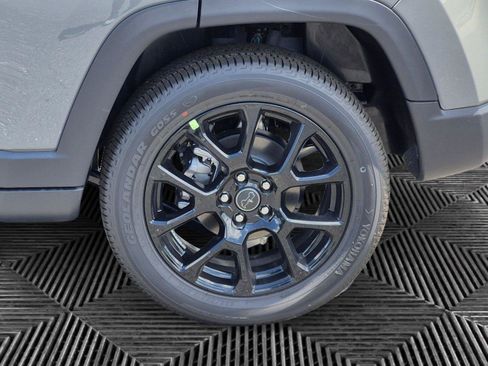 New 2026 Jeep Compass Latitude AWD/4WD image 5