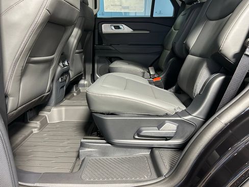 New 2026 Ford Explorer Active w/ Active Comfort Package AWD/4WD image 34