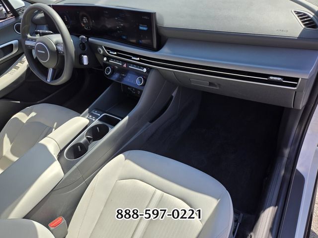 Used 2024 Hyundai Sonata SEL FWD image 17