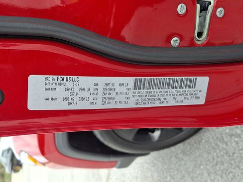 Used 2019 Jeep Compass Latitude image 28