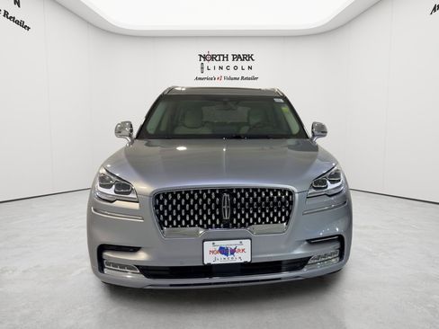 Used 2020 Lincoln Aviator Black Label w/ Dynamic Handling Package AWD/4WD image 8