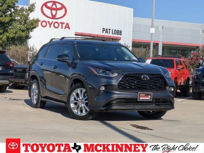 Used 2021 Toyota Highlander Limited