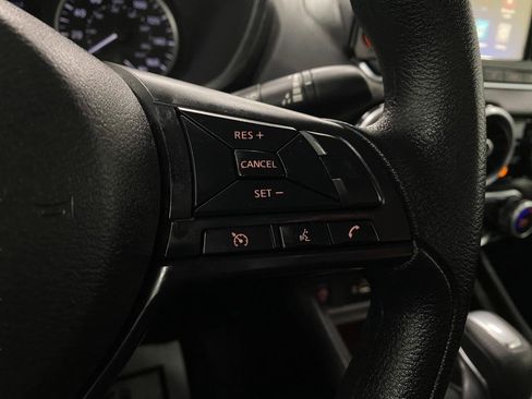 Used 2024 Nissan Sentra S image 17