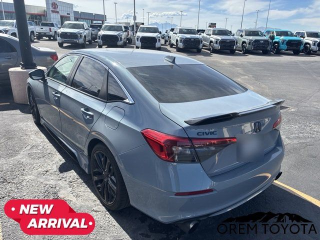 Used 2023 Honda Civic Touring image 9