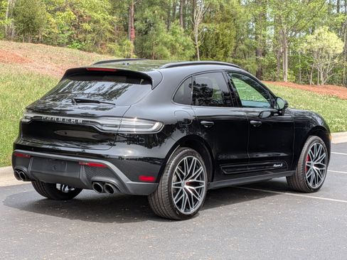 Certified 2026 Porsche Macan S AWD/4WD image 30