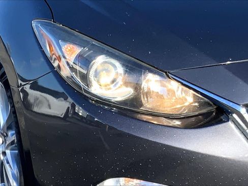 Used 2014 MAZDA MAZDA3 i Touring image 23