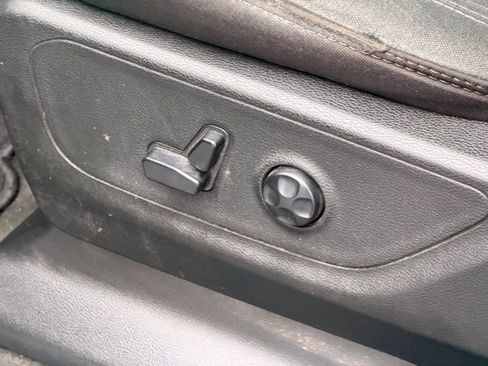 Used 2020 RAM 1500 Big Horn image 8