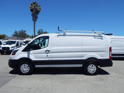 Used 2025 Ford Transit 250 Low Roof w/ Exterior Upgrade Package RWD image 5
