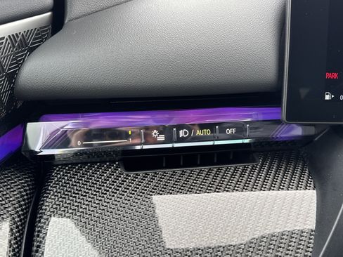 New 2026 BMW 540i xDrive w/ M Sport Package image 19