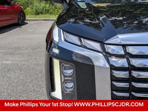 Used 2025 Hyundai Palisade Calligraphy FWD image 9