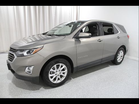 Certified 2019 Chevrolet Equinox LT FWD image 3