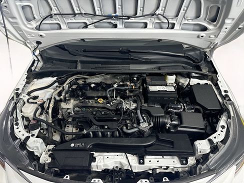 Used 2024 Toyota Corolla LE image 32