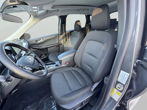 New 2026 Ford Escape Active w/ Active Premium Tech Pack FWD image 13