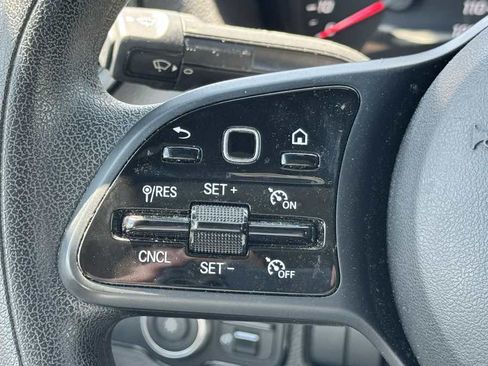 Used 2022 Mercedes-Benz Sprinter 2500 image 13
