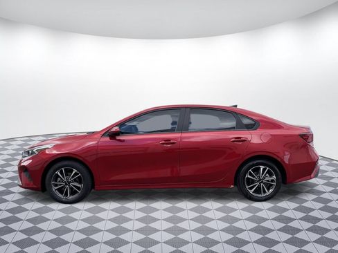 Used 2024 Kia Forte LXS FWD image 4