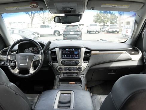 Used 2019 GMC Yukon XL Denali AWD/4WD image 20