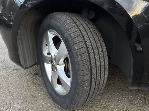 Used 2018 Mercedes-Benz Metris Passenger image 29