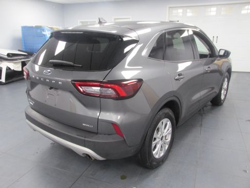 Used 2023 Ford Escape Active AWD/4WD image 5