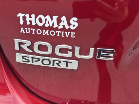 Used 2021 Nissan Rogue Sport SV FWD image 30